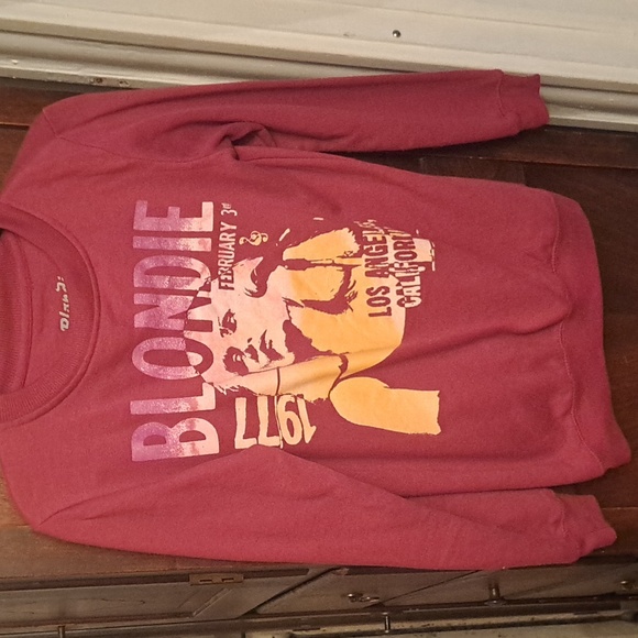 Blonde womans size XS graphic crewneck sweatshirt - Picture 4 of 5